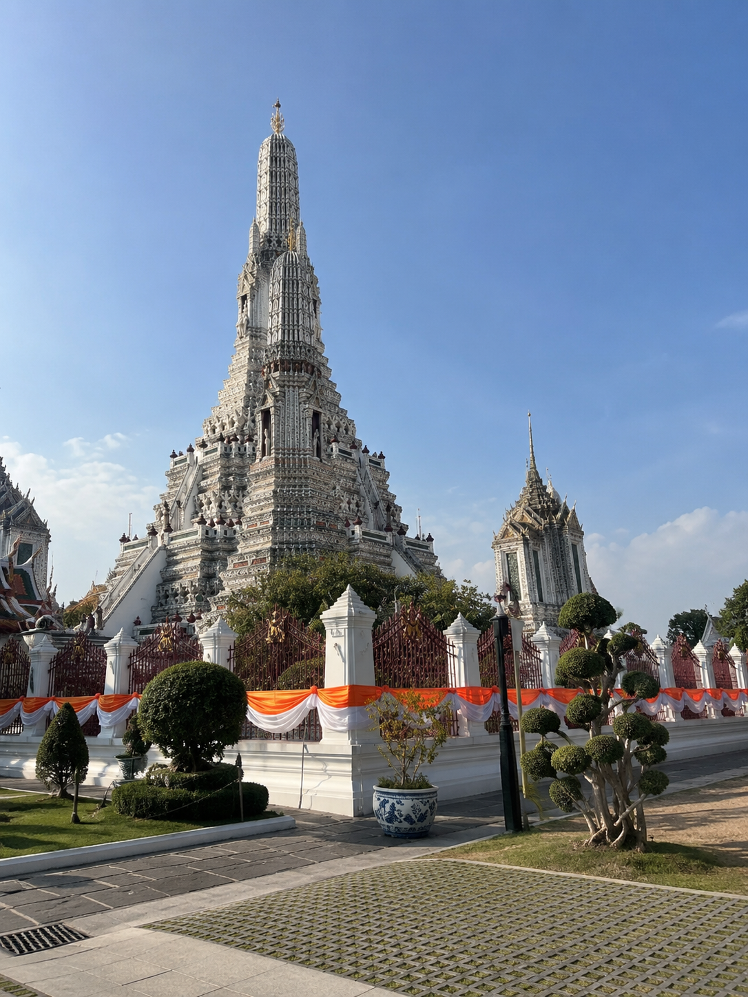 Wat Arun (Temple of Dawn), Best things to do in Bangkok, Where to stay in Thailand