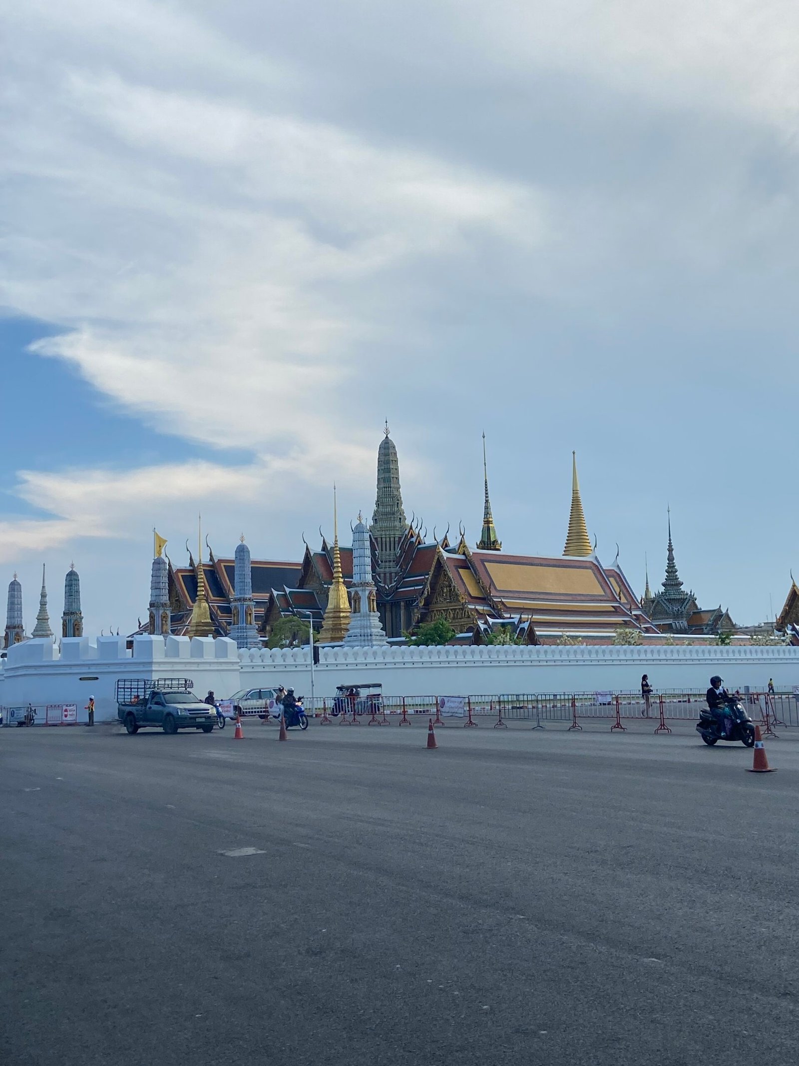 grand palace and wat phra kaew, Best things to do in Bangkok, Where to stay in Thailand
