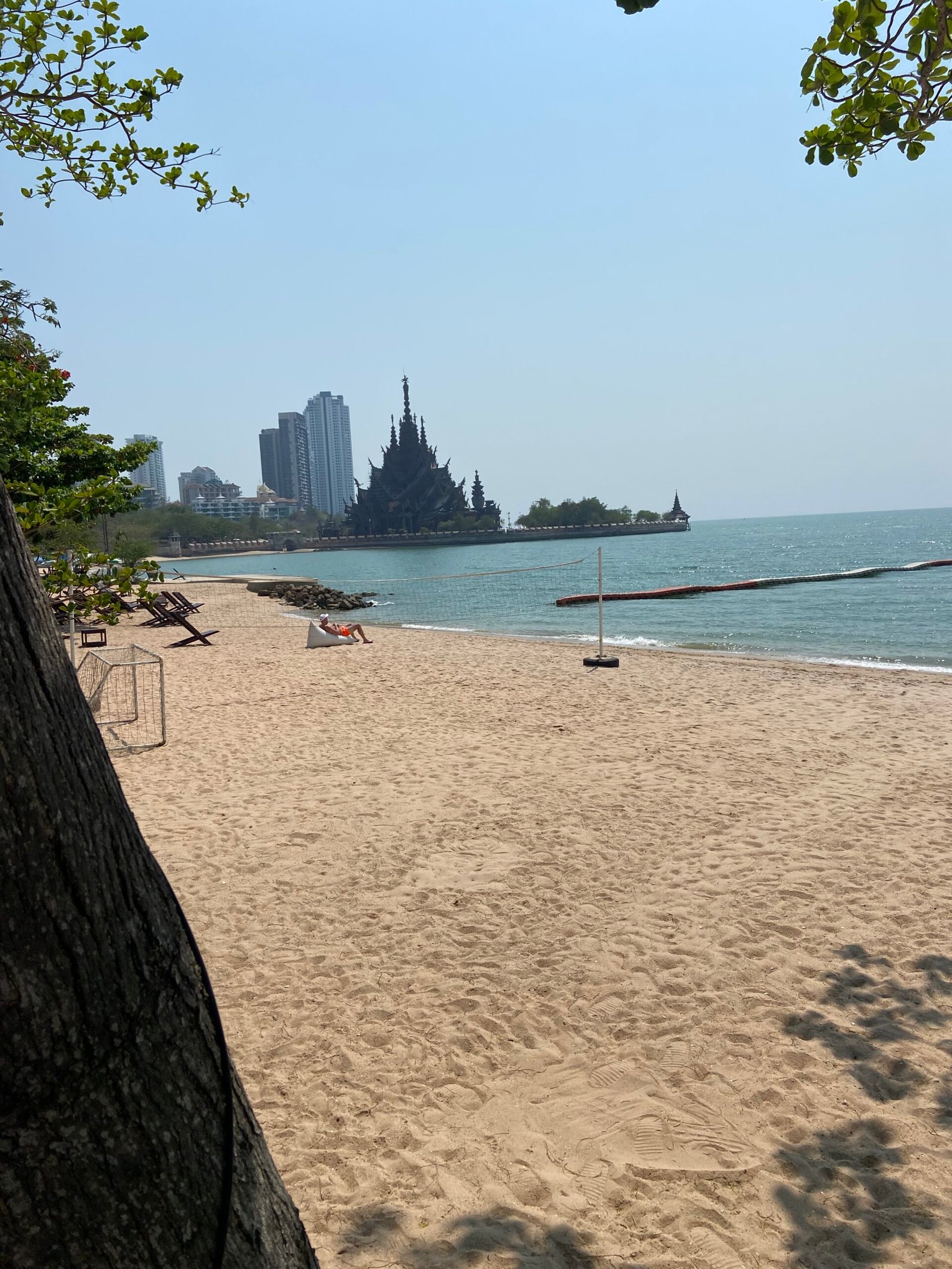 Pattaya, Koh Larn and Sanctuary of Truth, Best day trips from Bangkok, where to stay in thailand